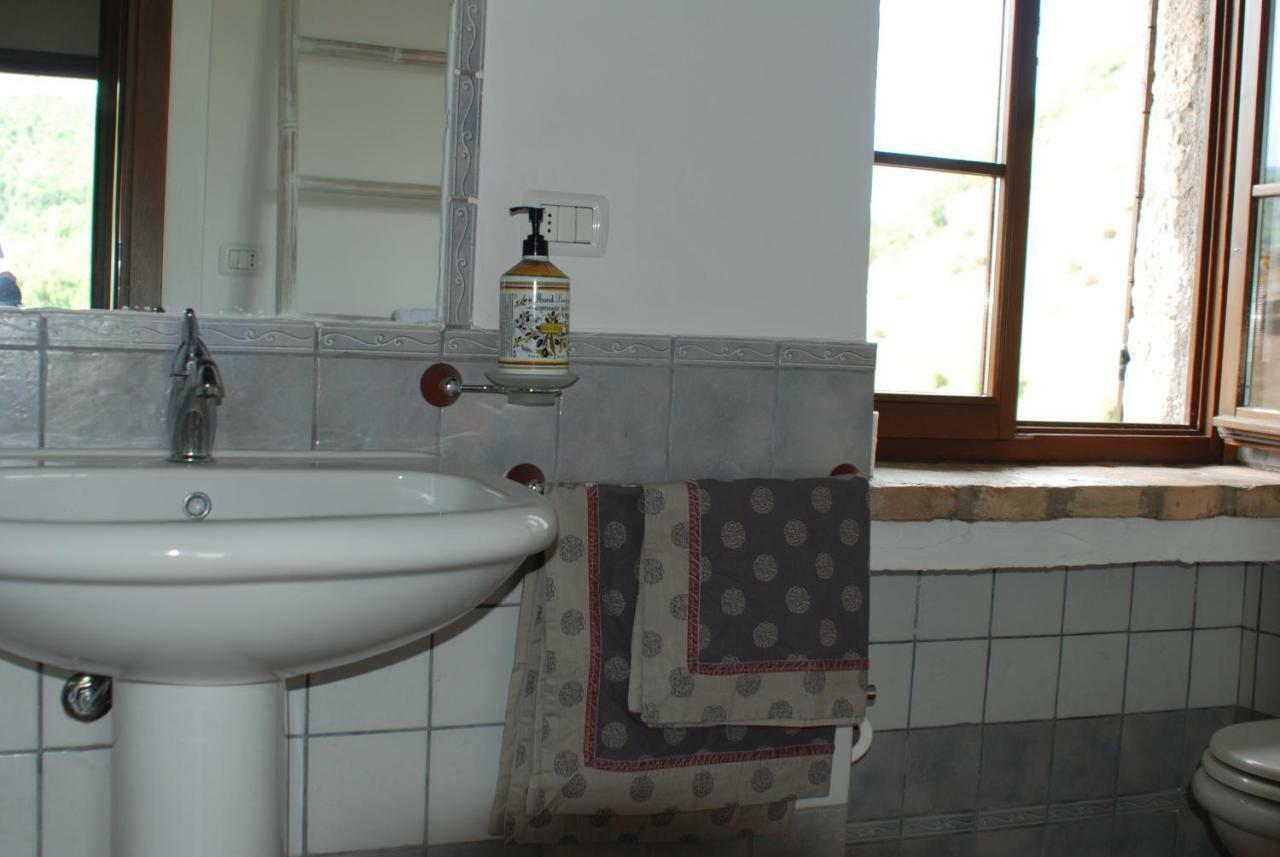 Casa Vinto Hotel Cagli Ngoại thất bức ảnh